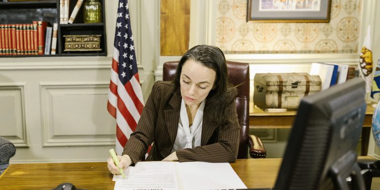 Read more about the article What does an estate planning attorney do?